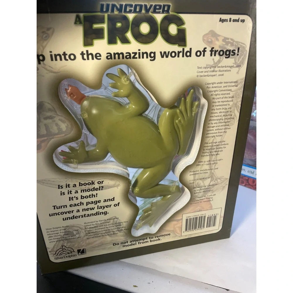 Two Uncover a Frog  and amazing body Three-Dimensional Look Inside a Frog!...